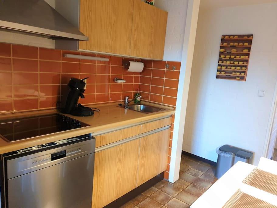 Welkom In Dekreek V59, Dem Freundlichen Ferienhaus Bruinisse Exteriör bild